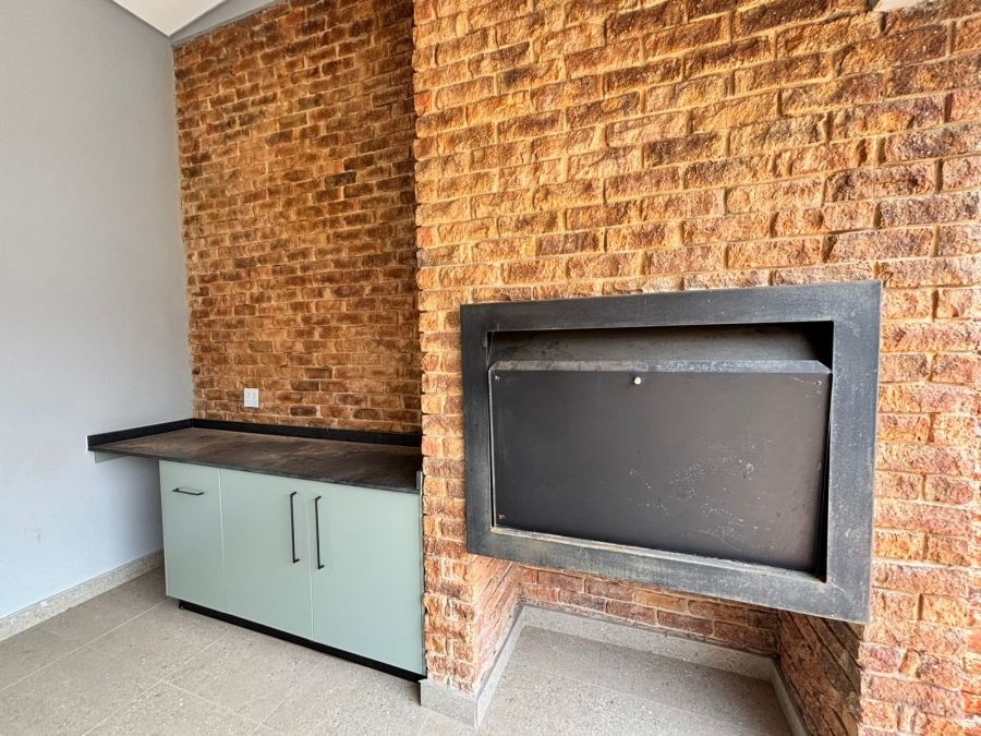 3 Bedroom Property for Sale in Helderzicht Eco Estate North West